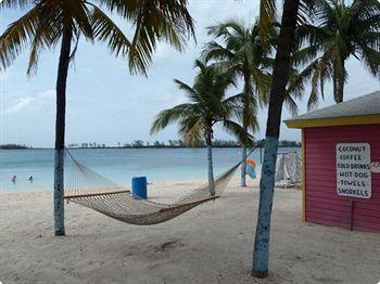 Holiday Inn Express & Suites Nassau Extérieur photo