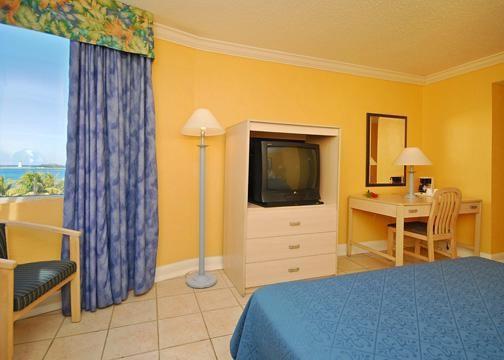Holiday Inn Express & Suites Nassau Chambre photo