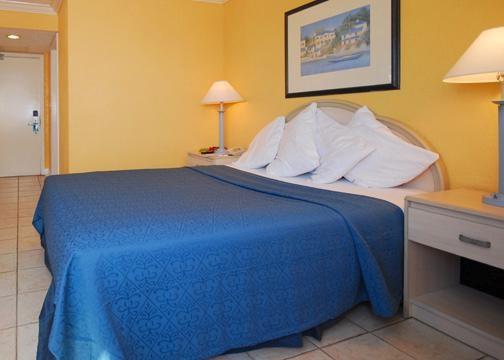 Holiday Inn Express & Suites Nassau Chambre photo